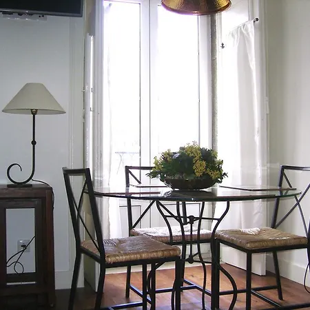 Elegant S. Miguel Appartement