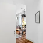 Elegant S. Miguel Apartment