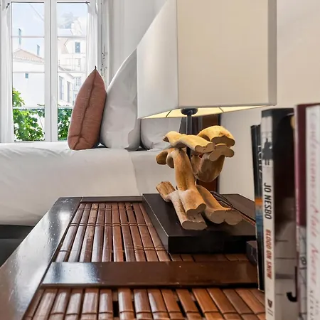 Elegant S. Miguel Lisboa