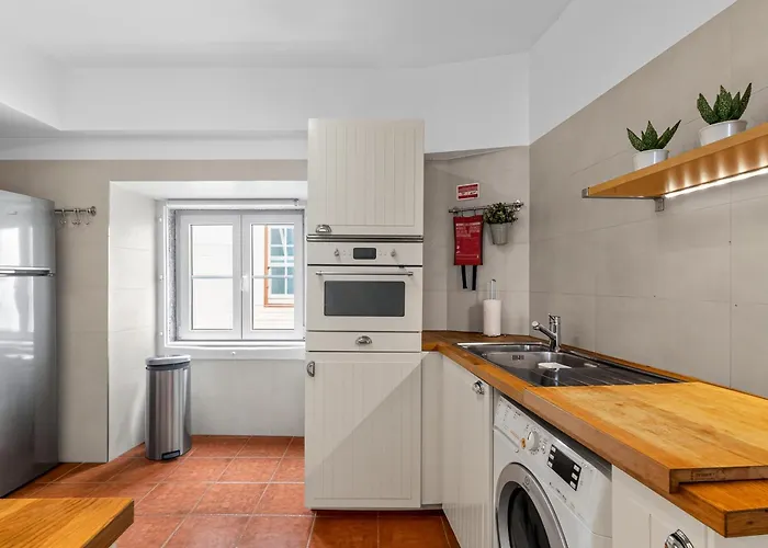 Apartment Elegant S. Miguel Lissabon