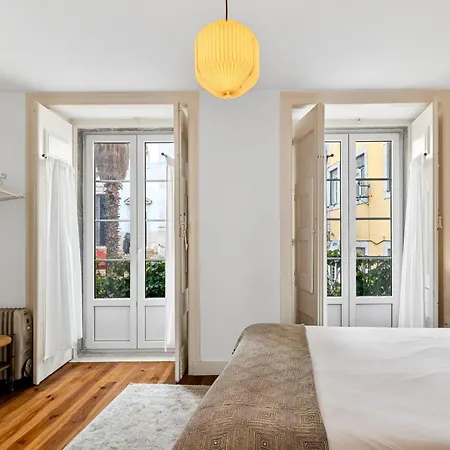 Elegant S. Miguel Apartment